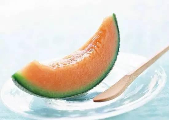 吃哈密瓜容易过敏,过敏风险需警惕