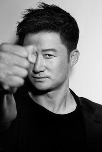 吴京吃瓜现场照片高清,高清照片揭秘娱乐圈幕后风云