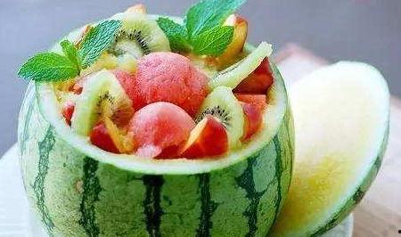 吃瓜篓子呕吐,揭秘背后的健康隐患